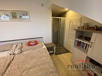 Prodej moderně zrekonstruovaného rodinného domu 4+kk s terasou, ul. Hillova, Opava - IMG_1186.jpeg