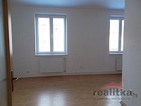 Pronájem velmi hezkého bytu 2+kk, 64m2, se zahradou, Opava, ul. Pekařská - SAM_3923.JPG