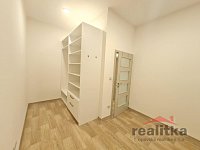 Pronájem bytu 2+kk, Nákladní ul., Opava - 20251216_082125.jpg