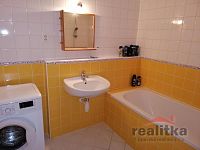 Prodej bytu 2+kk, 45m2, Opava, ul. Vyhlídalova - IMG_20230116_100545.jpg