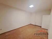 Pronájem bytu 1+kk, 28m2, Opava, ul. Polní - 20260106_171333.jpg