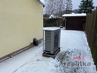 Nabízíme rodinný dům 4+1 s fotovoltaikou, dvougaráží, bazénem a zahradou, Ostrava - Stará Bělá - IMG_1644.jpeg