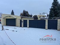 Nabízíme rodinný dům 4+1 s fotovoltaikou, dvougaráží, bazénem a zahradou, Ostrava - Stará Bělá - IMG_1679.jpeg