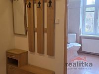 Prodej bytu 2+kk, 48m2, se zahradou, ul. Nákladní, Opava - 20260116_094429.jpg