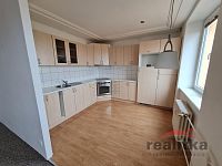 Pronájem bytu 1+1 na Bílovecké ul. v Opavě. - 20251024_122642.jpg