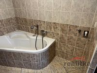 Pronájem bytu 2+kk, Slavkov u Opavy - 1EA702EE-936A-4451-9AF2-9EA74CEB264A.JPG