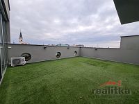 Byt 3+kk s velkou terasou na Popské ul. v Opavě - 20221129_091125.jpg