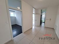 Byt 3+kk s velkou terasou na Popské ul. v Opavě - 20221129_091357.jpg