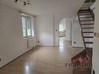 Pronájem bytu 3+1, mezonet, Opava, ul. třída Spojenců - 20250530_140841.jpg