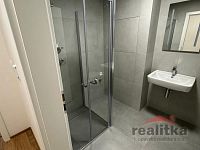 Pronájem bytu 1+kk, 42m2, s balkónem, Opava, ul. Císařského pluku - IMG-20260209-WA0042.jpg