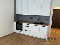 Pronájem bytu 1+kk, 42m2, s balkónem, Opava, ul. Císařského pluku