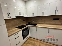 Pronájem luxusního zařízeného bytu 1+kk, 21m2, Opava, ul. Grudova