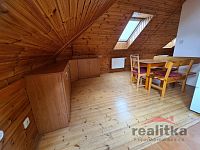 Pronájem zařízeného mezonetového bytu2+kk 75m2, Opava, ul. třída Spojenců - 20221106_104245.jpg