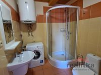 Pronájem zařízeného mezonetového bytu2+kk 75m2, Opava, ul. třída Spojenců - 20221106_104341.jpg