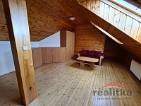 Pronájem zařízeného mezonetového bytu2+kk 75m2, Opava, ul. třída Spojenců - 20221106_104440.jpg
