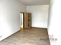 Pronájem bytu 3+1, Pekařská, Opavě- Předměstí - IMG_9344.jpg