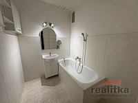 Pronájem krásného bytu s lodžií 3+1, 80m2, Opava, ul. Ed. Beneše - IMG_9819.JPG