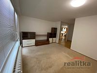 Pronájem slunného bytu 65 m2, 3+1, Opava, ul. Antonína Sovy - IMG_2366.jpeg