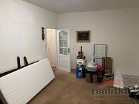 Pronájem bytu 2+1 na ulici Hany Kvapilové v Opavě - cf98f11b-2d9a-4e4f-8ba9-fd6cd5c41174.jpg