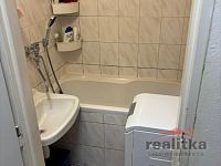 Pronájem bytu 2+1 na ulici Hany Kvapilové v Opavě - f84ea51f-7a09-47ea-b755-e54fa10805bc.jpg