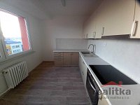 Pronájem bytu 1+1 s lodžií na ulici Edvarda Beneše v Opavě - 1111070a-57a6-44cf-8d2b-9e4b7be0418b.jpg