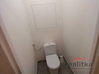 Pronájem bytu 1+1 s lodžií na ulici Edvarda Beneše v Opavě - c44a157d-7a13-4d02-a5ab-806e184d5c98.jpg