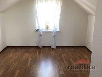 Pronájem bytu 2+kk v chatce, Přemyslovců, Opava - 78A5336B-1D73-442F-9FCE-179551BC83DA.JPG