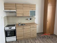 Prodej slunného bytu 38 m2, 1+1, Opava, ul. Bílovecká - IMG_2608.jpeg