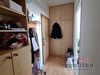 Pronájem bytu 2+1 na ul. Antonína Sovy v Opavě - Kateřinkách - 20260305_100002.jpg