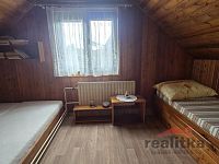 Prodej chaty se zahradou, obec Pocheň, Brumovice u Opavy - 20251025_140000.jpg