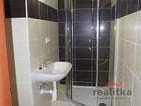 Pronájem bytu 1+kk,Opava, Komárov, ul. Podvihovská - 5.jpg