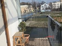 Prodej krásného, mezonetového bytu 4+1, 115m2, s balkónem, zahrádkou Opava, ul. Pekařská - 20260313_101023.jpg
