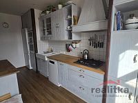 Prodej krásného, mezonetového bytu 4+1, 115m2, s balkónem, zahrádkou Opava, ul. Pekařská - 20260313_101039.jpg