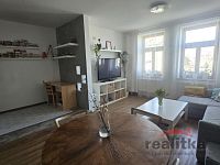 Prodej krásného, mezonetového bytu 4+1, 115m2, s balkónem, zahrádkou Opava, ul. Pekařská - 20260313_101148.jpg