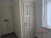 Pronájem velkého bytu 3+1, 139m2, s terasou, zahradou a parkováním, Opava, ul. Gudrichova - 20260319_101046.jpg