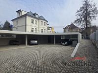 Pronájem velkého bytu 3+1, 139m2, s terasou, zahradou a parkováním, Opava, ul. Gudrichova - 20260319_101424.jpg