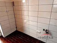 Pronájem bufetu v průmyslovém areálu, Palhanecká, Opava- Jaktař - B69BA225-9A87-490A-BE68-4A692CE135CD.JPG