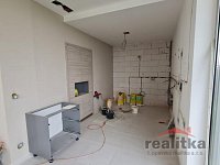 Byt 3+kk s velkou terasou na Popské ul. v Opavě - 20260324_093418.jpg