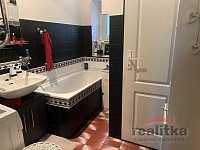 Pronájem bytu 2+1, 73m2 se zahradou, Opava, ul. Mařádkova - IMG-20260326-WA0006.jpg