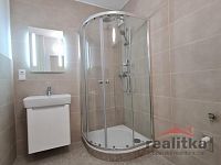 Pronájem bytu 1+1 s balkonem na Ratibořské ul. v Opavě - 20260401_092118.jpg