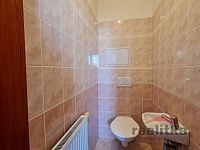 Pronájem bytu 3+kk na Ostrožné ul. v Opavě - 20260402_113541.jpg