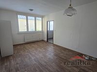 Pronájem hezkého bytu 1+1, 37m2, Opava, ul. Liptovská - 20260422_165156.jpg