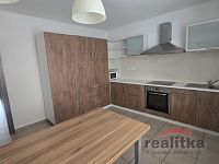 Pronájem bytu 2+1, 62m2, s balkónem, Opava, ul. Hrnčířská - 20260402_101314.jpg