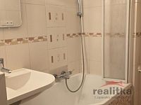 Pronájem bytu 2+1, 62m2, s balkónem, Opava, ul. Hrnčířská - 20260402_101403.jpg