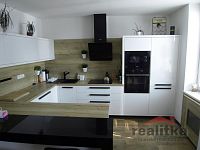 Pronájem bytu 3+kk na Kolářské ul. v Opavě - SDC16920.JPG