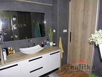 Pronájem bytu 3+kk na Kolářské ul. v Opavě - SDC16937.JPG