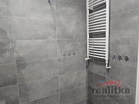 Pronájem velkého bytu 3+1, 108m2, s terasou 15m2, garážovým stáním, Opava, ul. Dostojevského - 20260409_111146.jpg