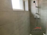 Pronájem bytu 2+kk 35 m2, Opava, ul. Těšínská - IMG_3654.jpg