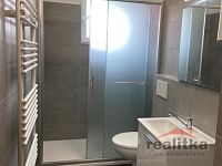 Pronájem bytu 2+kk 35 m2, Opava, ul. Těšínská - IMG_3657.jpg