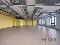 Pronájem obchodních prostor 265 m2, Opava, obchodní dům Breda & WEINSTEIN - PHOTO-2026-04-20-14-13-42.jpg